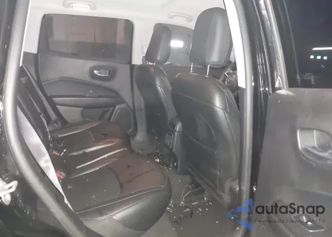 2021 Jeep Compass Altitude 4X4 from USA, damaged, VIN 3C4NJDBB3MT569720